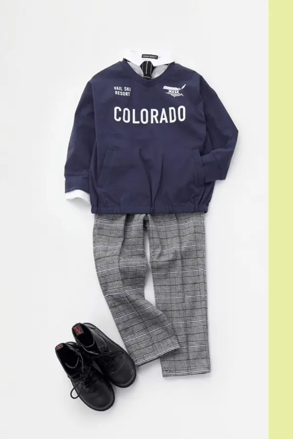 スポーティ×フォーマルシャツ×チェックの男の子コーディネート