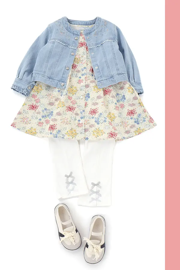 ピンクチュールセット×デニムの女の子コーディネート