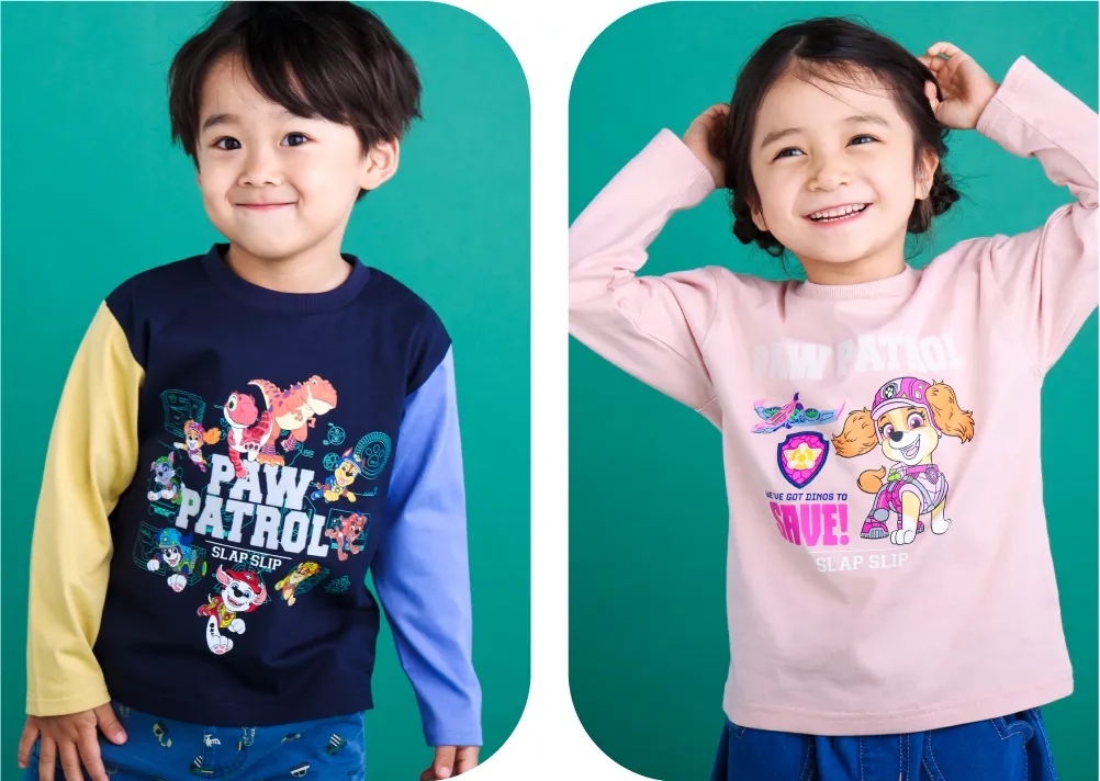プリント長袖Tシャツのフロントデザイン詳細