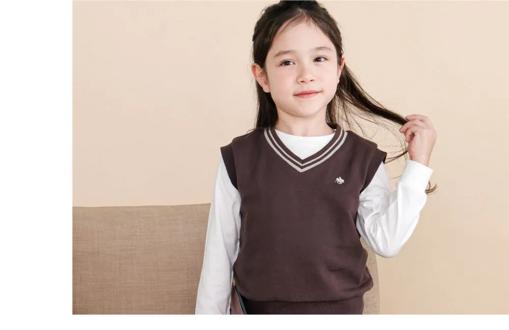 ベストと長袖Tシャツのセット着用イメージ