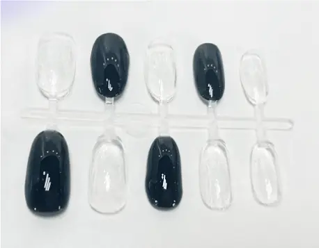 ベースカラーを塗る工程